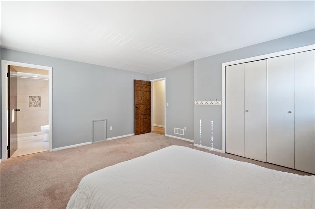 1370 Parkway Road Pittsburgh, PA 15237 - Photo 14 of 27 Gallery Image 14