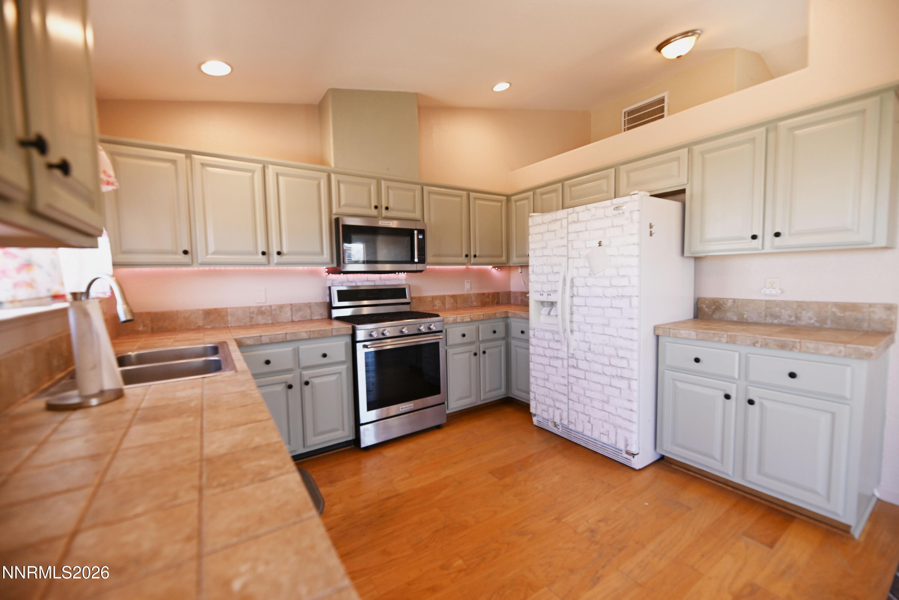 420 Fort Sutter Boulevard Fernley, NV 89408 - Photo 7 of 20 DSC_5011 copy