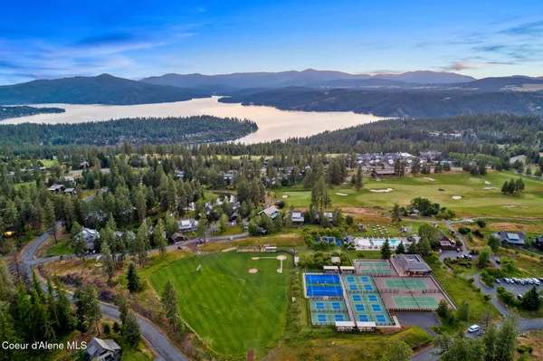 $4,990,000 | 6431 Settlers Pond Court, Harrison, ID 83833