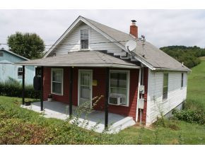1987 Siam Road Elizabethton, TN 37643 - Photo 3 of 8 Photo 3
