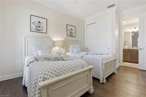$1,175,000 | 16378 Viansa Way, Unit 202, Naples, FL 34110