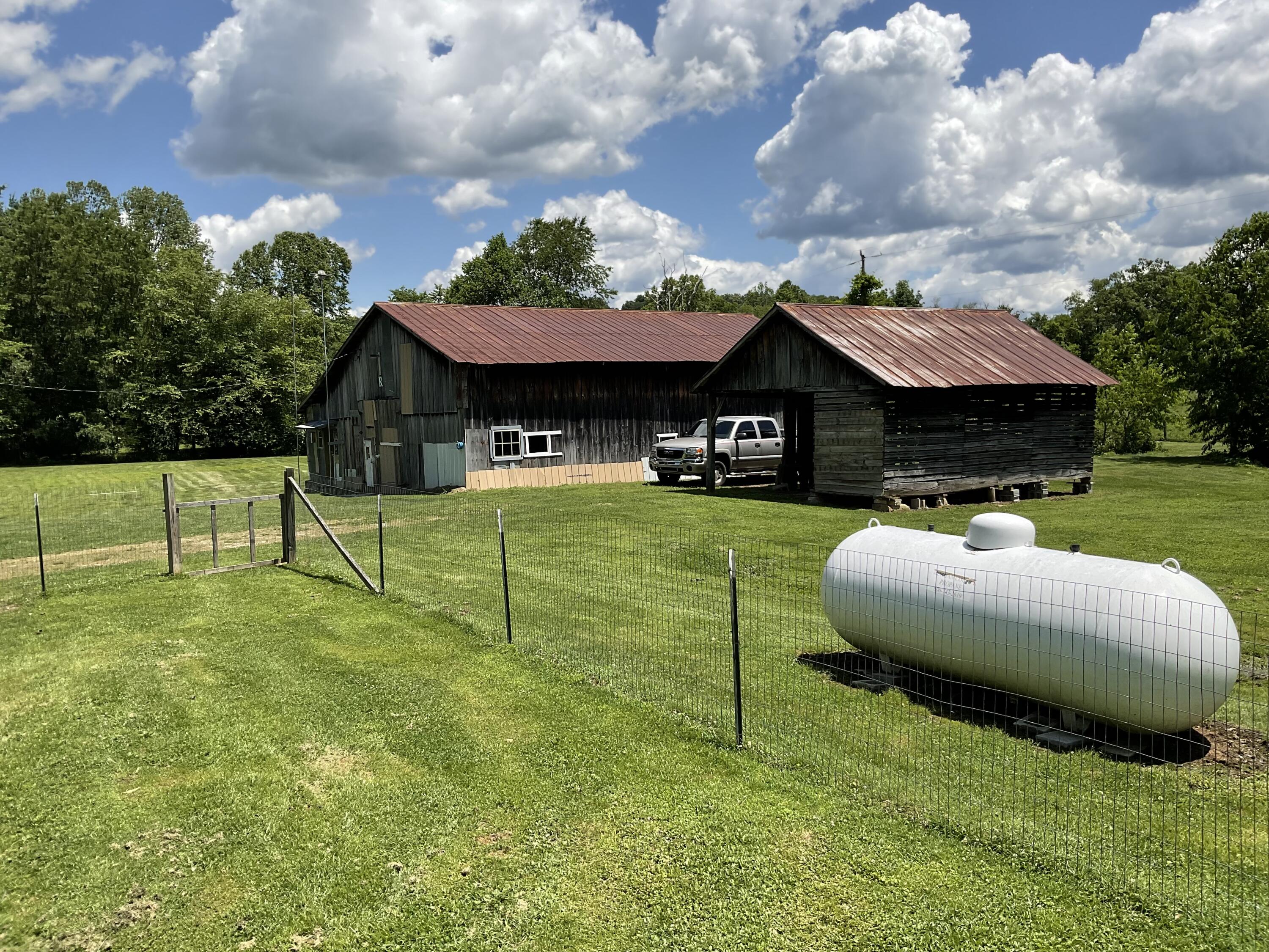 9477 Spencer Road Mount Sterling, KY 40353 - Photo 5 of 52 IMG_3509