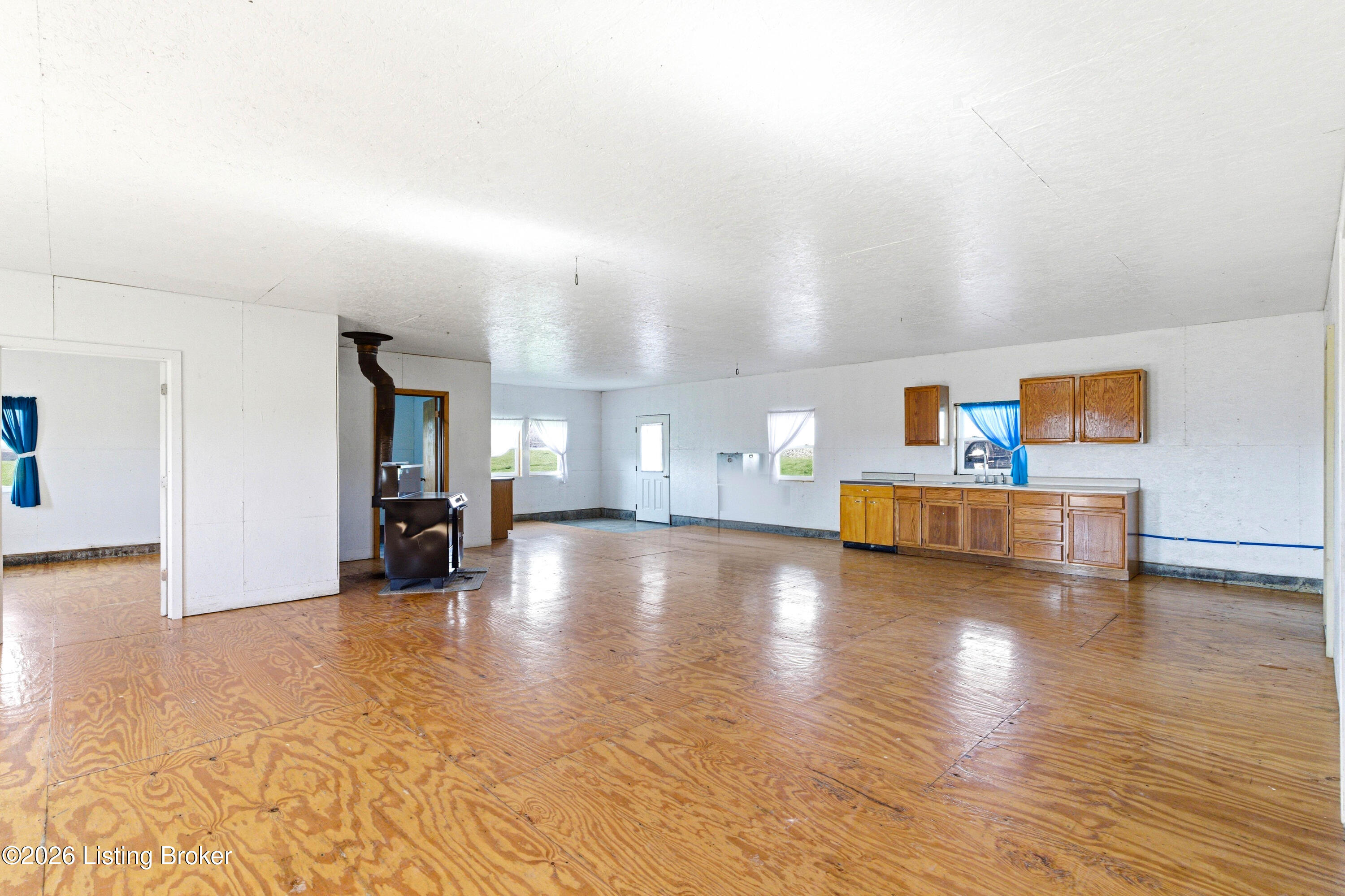 1922 Hickory Corner Road Pleasureville, KY 40057 - Photo 29 of 69 DSC01486