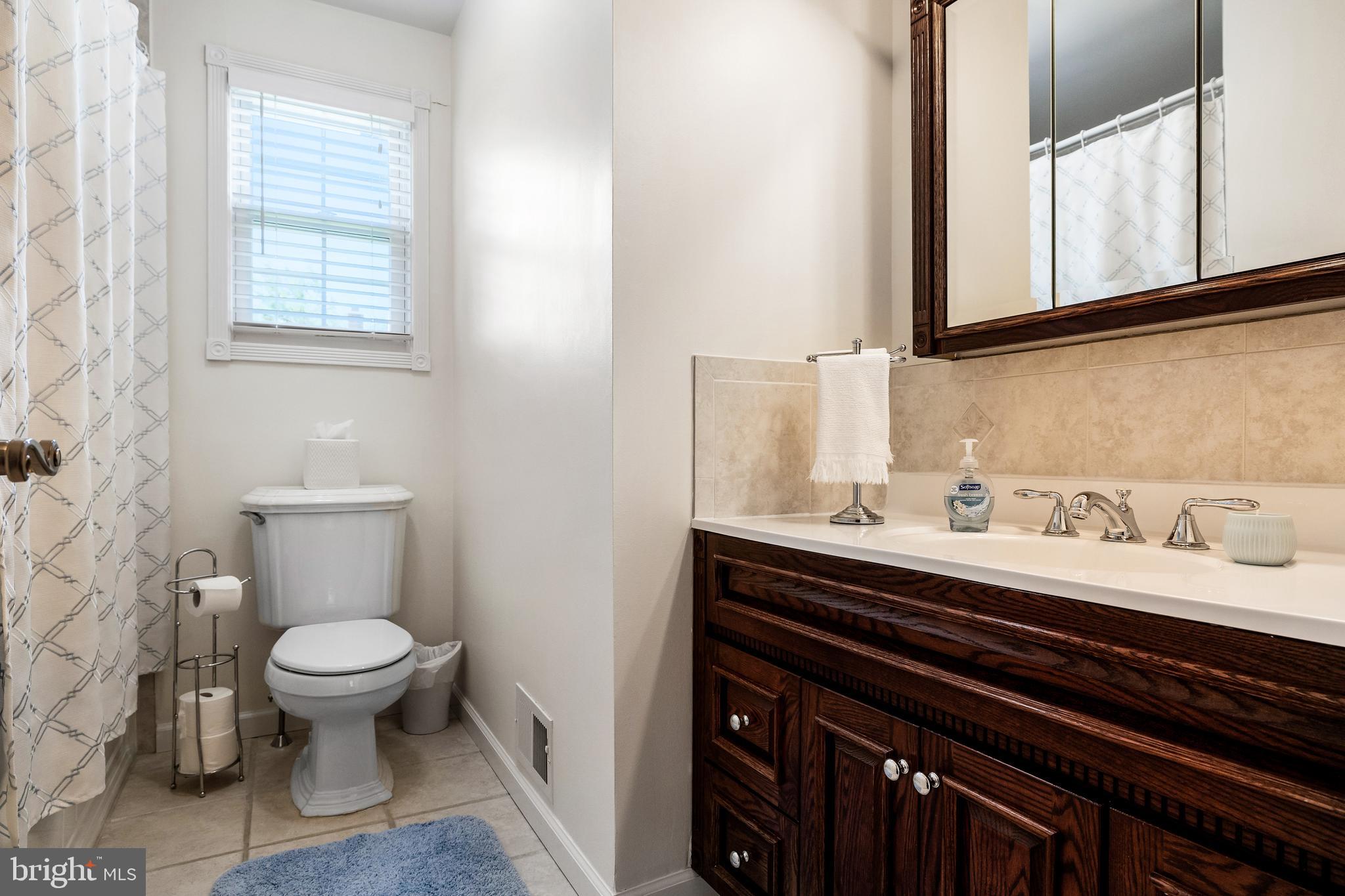 27 Nottingham Road Marlton, NJ 08053 - Photo 32 of 38
