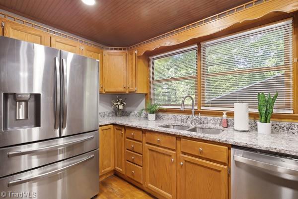 3089 Pipers Gap Road Mount Airy, NC 27030 - Photo 17 of 40