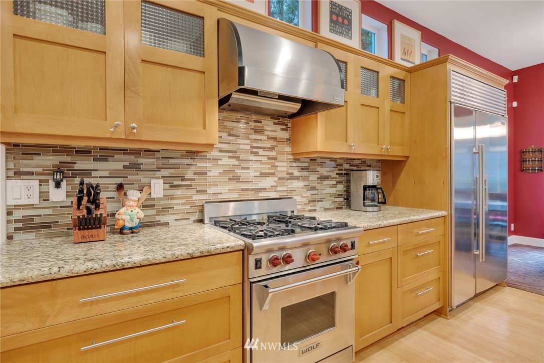 18529 Southeast 174th Way Renton, WA 98058 - Photo 11 of 40 Gallery Image 11