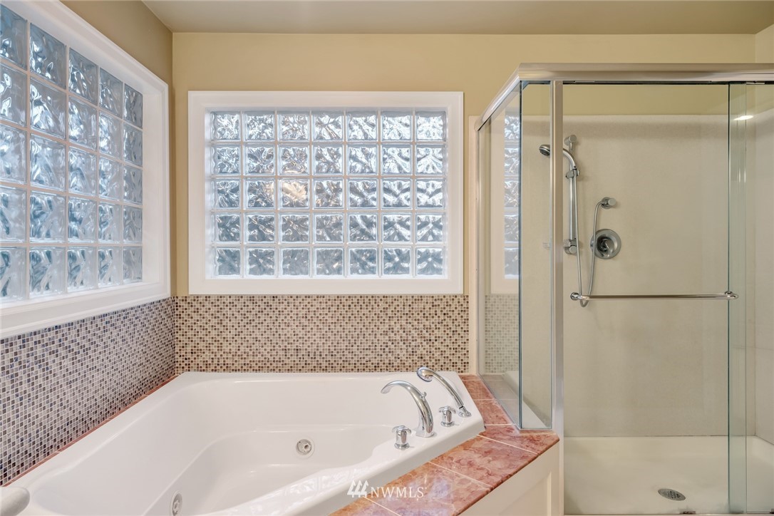 18529 Southeast 174th Way Renton, WA 98058 - Photo 27 of 40 Gallery Image 27