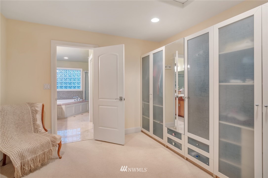 18529 Southeast 174th Way Renton, WA 98058 - Photo 29 of 40 Gallery Image 29