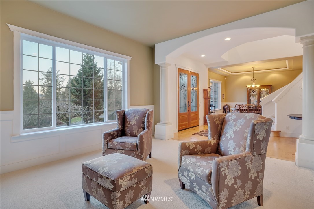 18529 Southeast 174th Way Renton, WA 98058 - Photo 7 of 40 Gallery Image 7