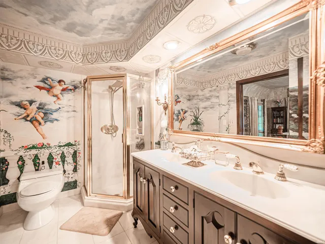 $1,250,000 | 703 Pfeiffer Road, Evansville, IN 47711