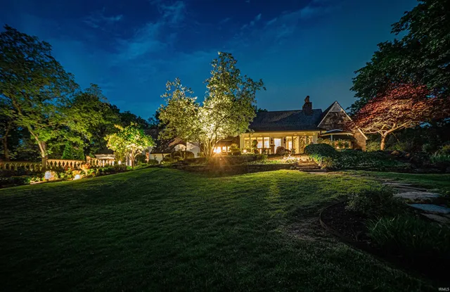 $1,250,000 | 703 Pfeiffer Road, Evansville, IN 47711