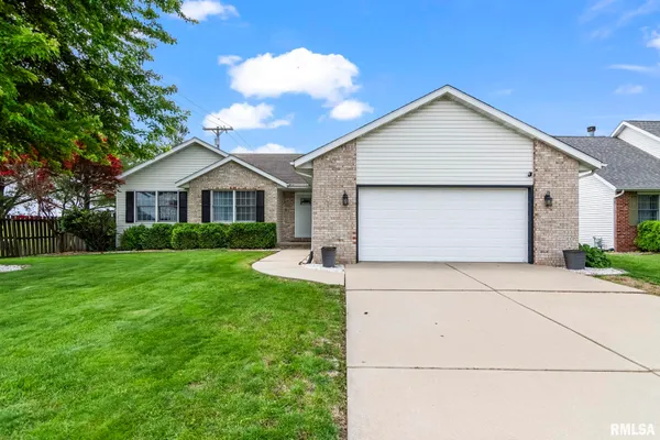 $307,000 | 2413 Gander Road, Springfield, IL 62711