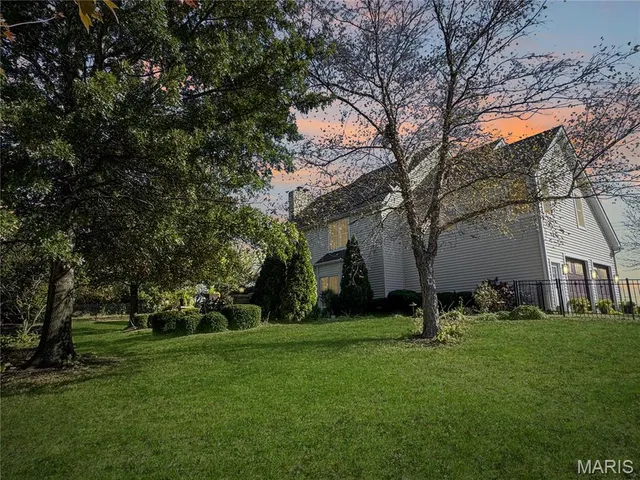 $715,000 | 2787 Stone Crest Drive, Washington, MO 63090