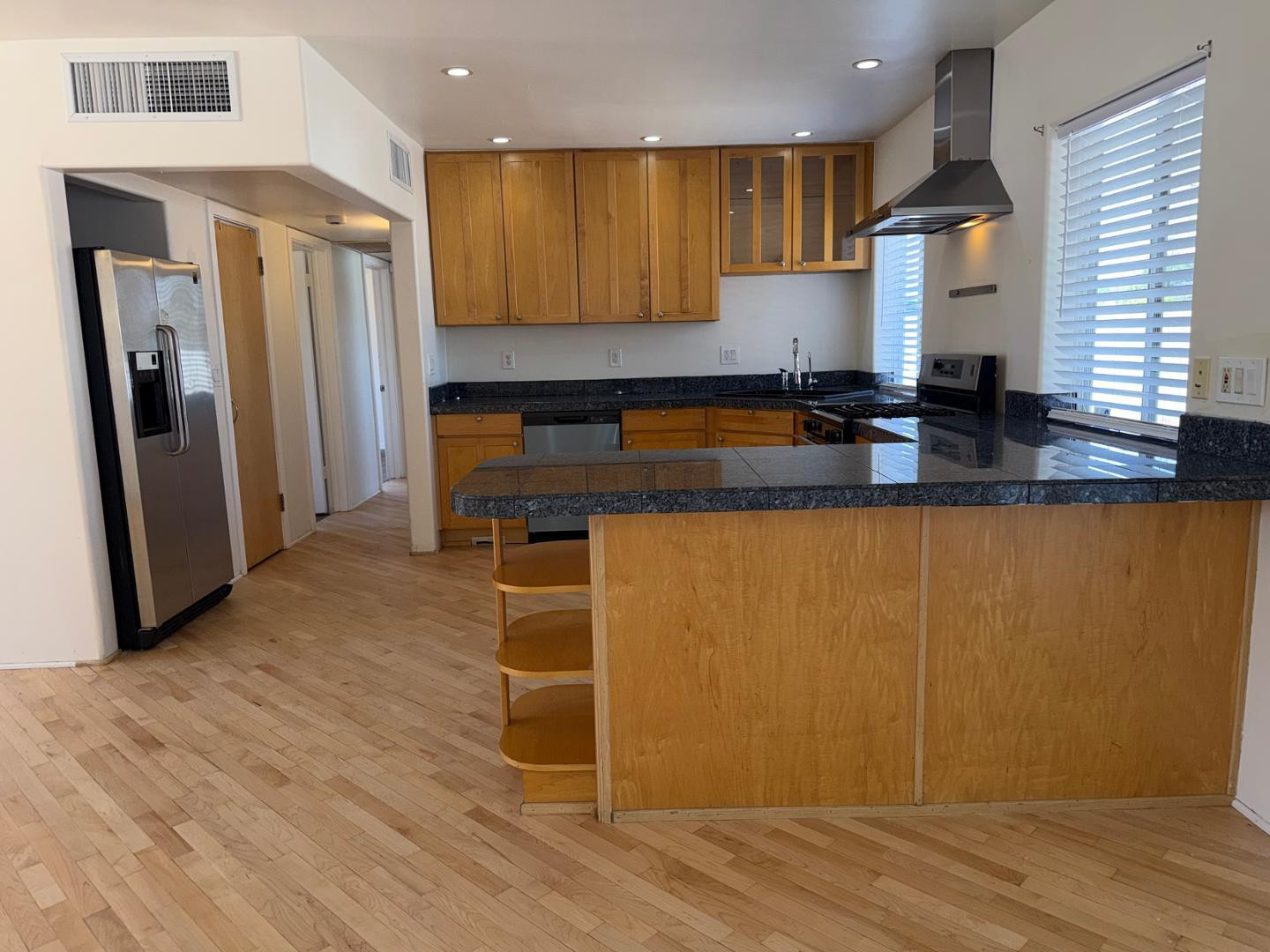1412 East Colter Street Phoenix, AZ 85014 - Photo 4 of 12 Photo #4
