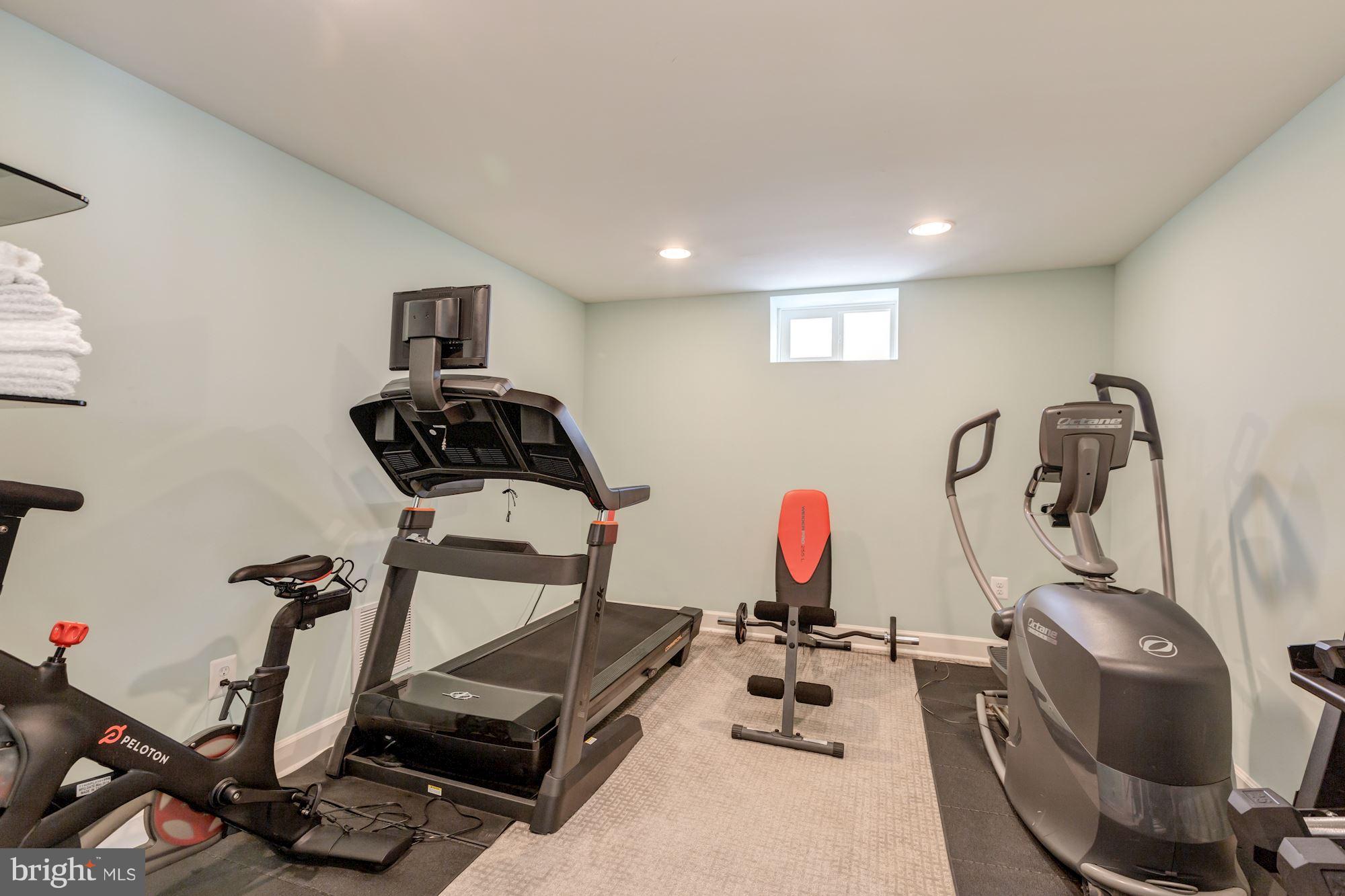 3220 Edgewood Road Kensington, MD 20895 - Photo 22 of 27 Exercise Room