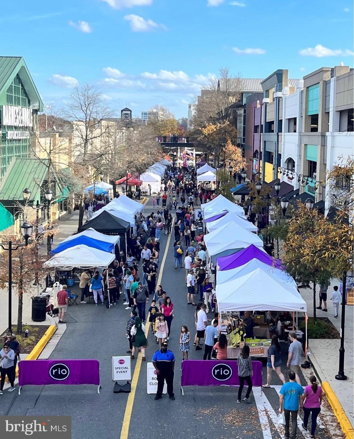 111 Timberbrook Lane, Unit 201 Gaithersburg, MD 20878 - Photo 37 of 38