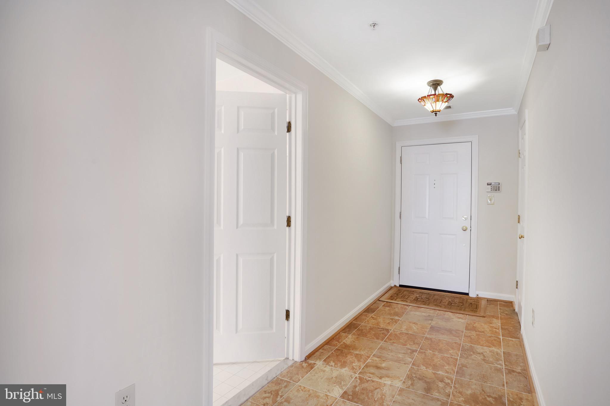 111 Timberbrook Lane, Unit 201 Gaithersburg, MD 20878 - Photo 6 of 38