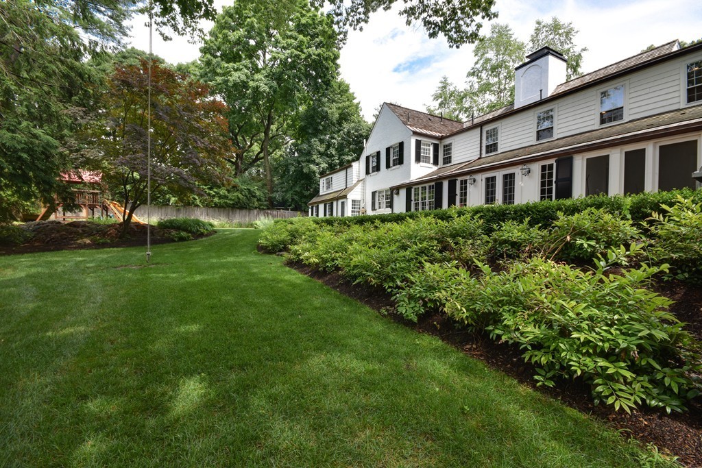 45 Lowell Road Wellesley, MA 02481 - Photo 2 of 26