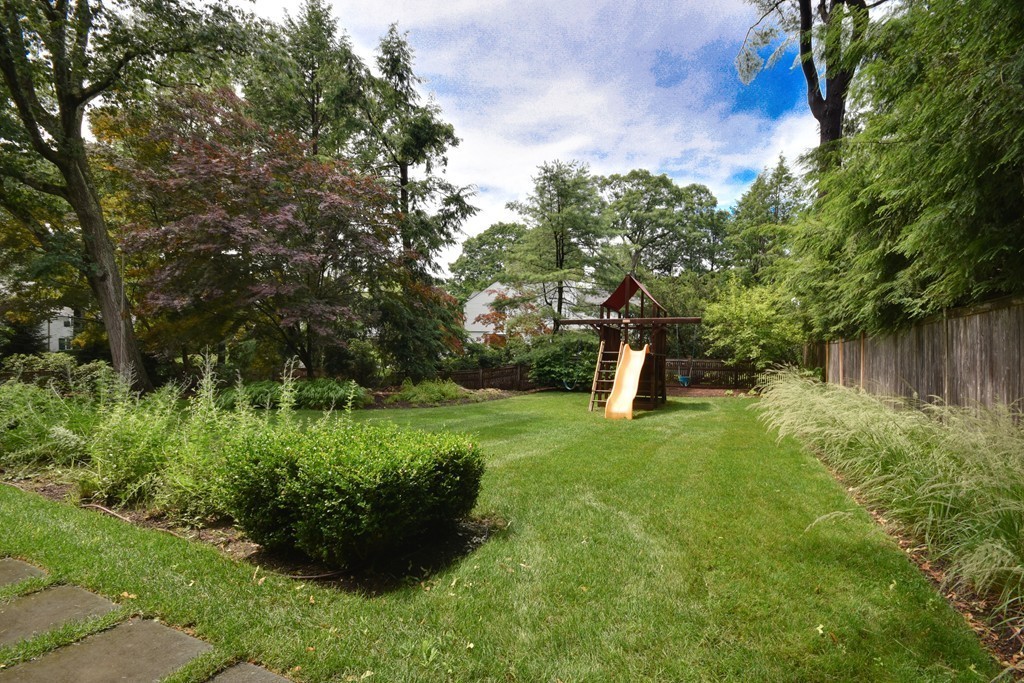 45 Lowell Road Wellesley, MA 02481 - Photo 24 of 26
