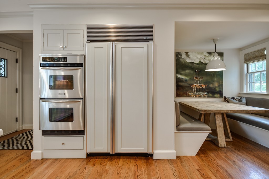 45 Lowell Road Wellesley, MA 02481 - Photo 8 of 26