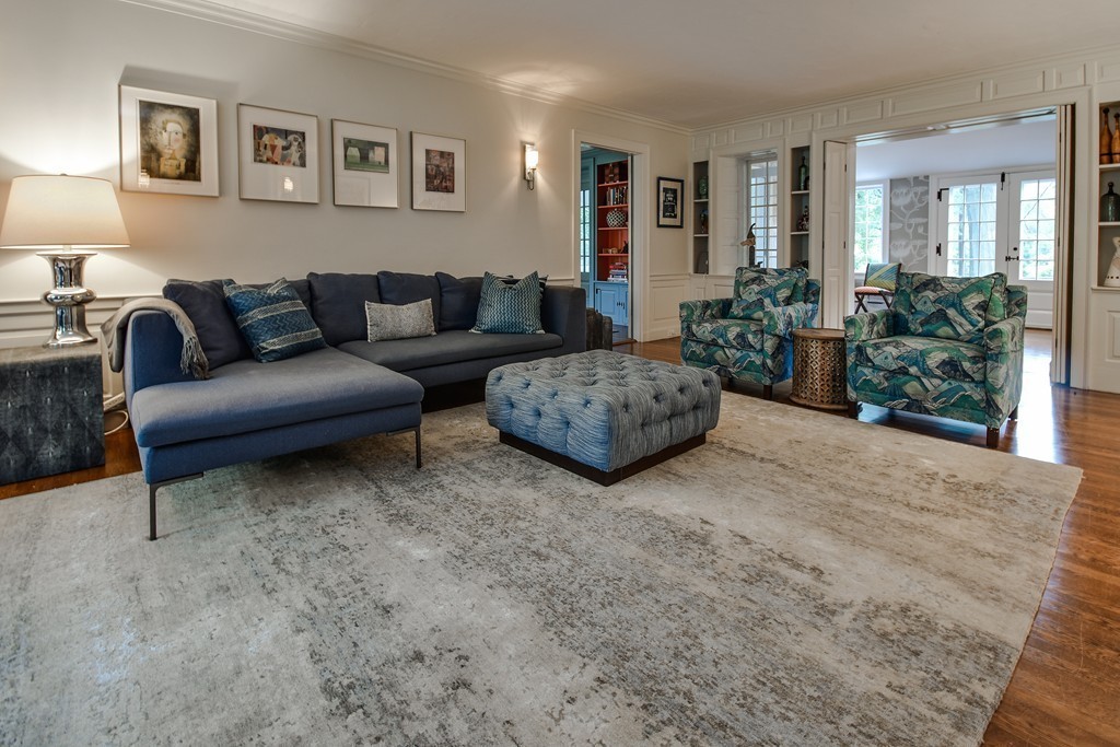 45 Lowell Road Wellesley, MA 02481 - Photo 10 of 26