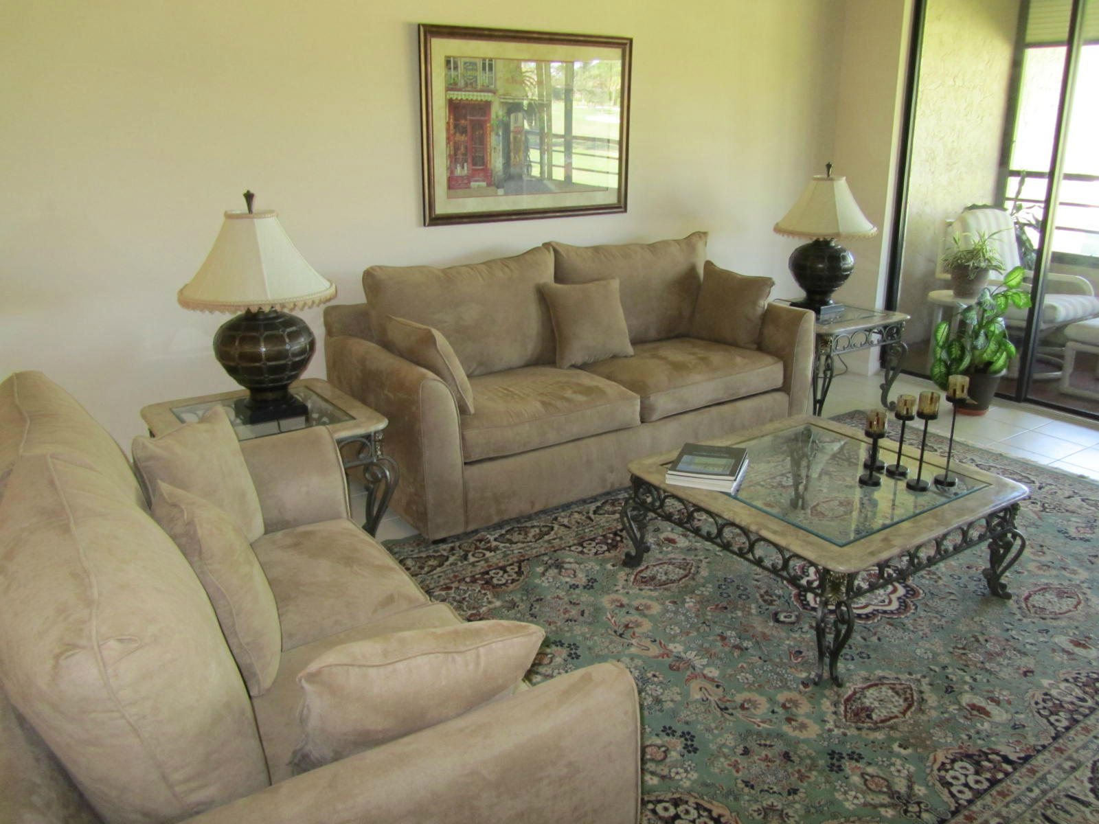 7448 La Paz Boulevard, Unit 203 Boca Raton, FL 33433 - Photo 2 of 7 Living room