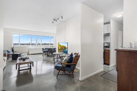 $565,000 | 6101 Monmouth Avenue, Unit 611, Ventnor City, NJ 08406