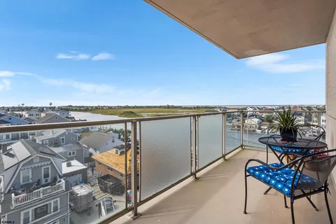$565,000 | 6101 Monmouth Avenue, Unit 611, Ventnor City, NJ 08406