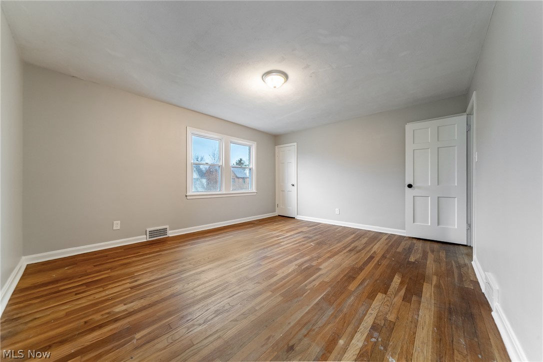 3601 Tullamore Road Cleveland, OH 44118 - Photo 27 of 49