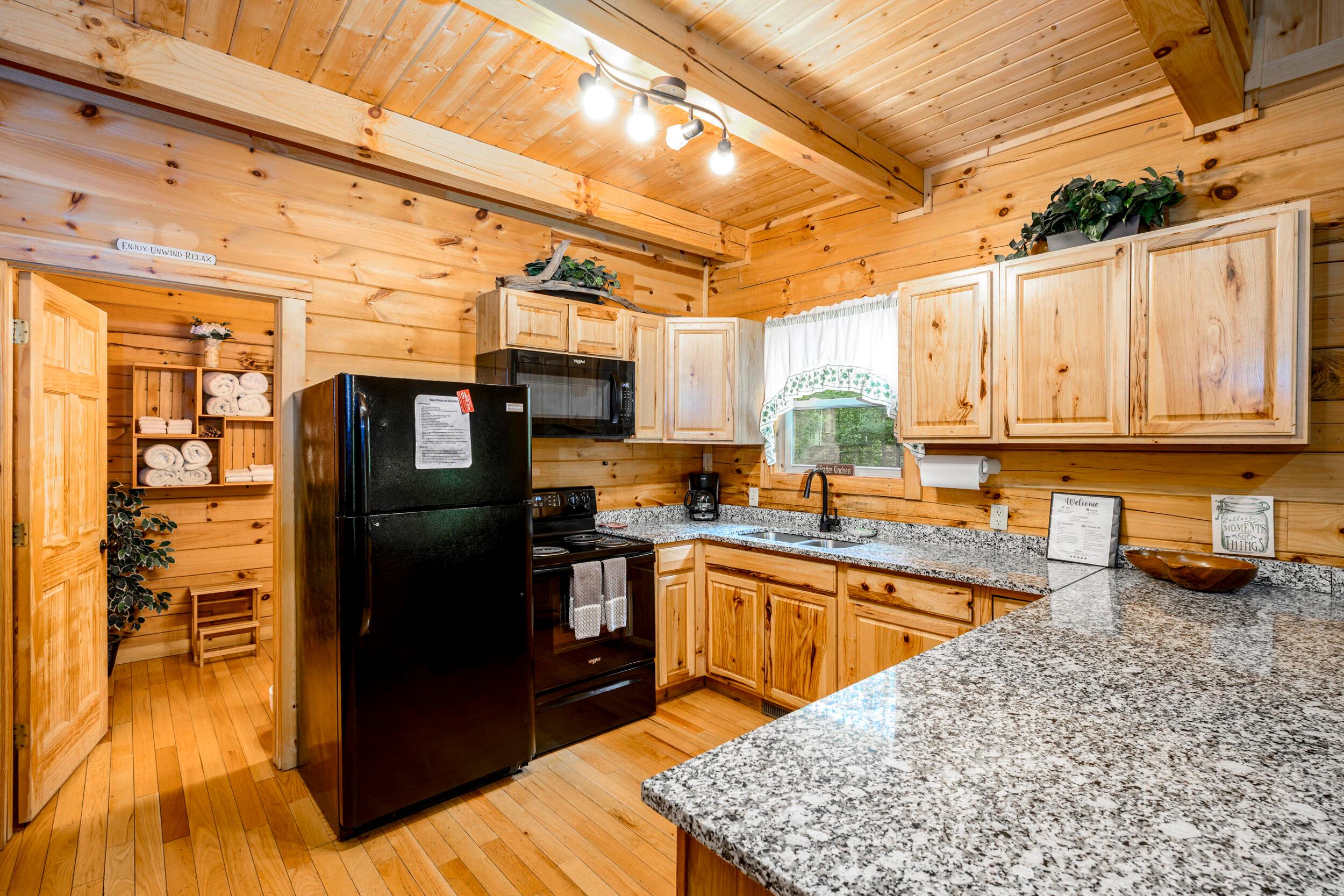 19401 Linden Road Logan, OH 43138 - Photo 12 of 31 17
