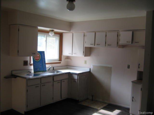 19136 Savage Road Belleville, MI 48111 - Photo 8 of 13 IMG_1544.JPG