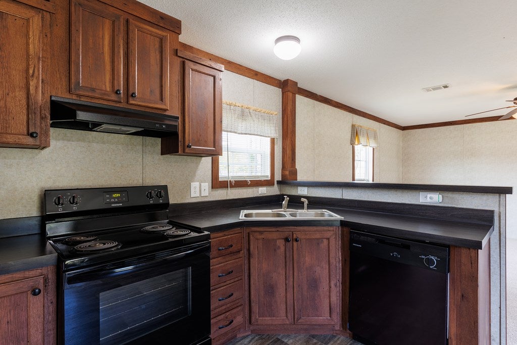 5966 Futch Road Hahira, GA 31632 - Photo 13 of 34 Gallery Image 13