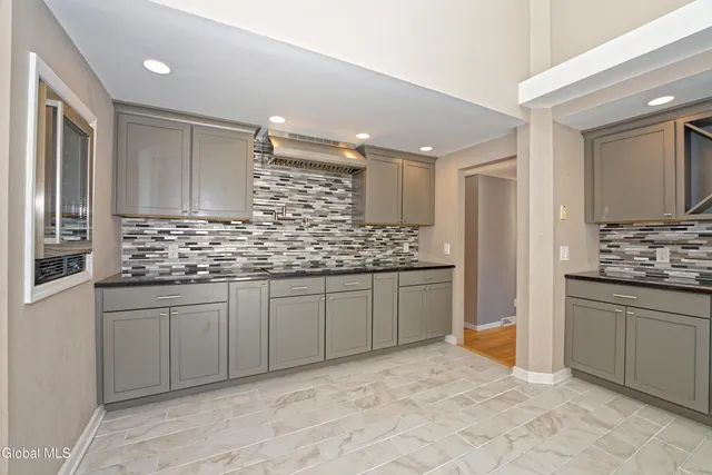 $739,900 | 1243 Waters Road, Glenville, NY 12302