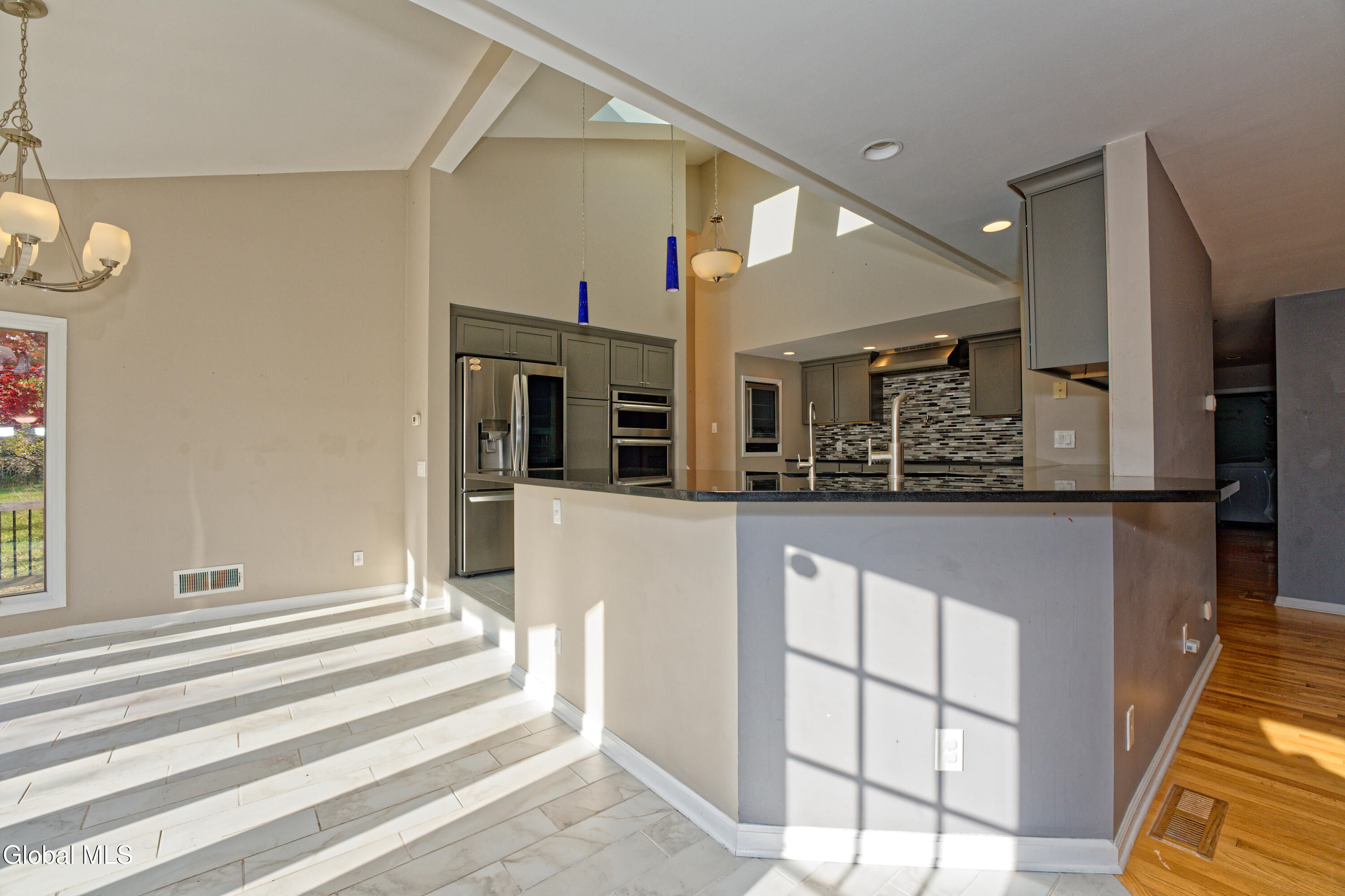 1243 Waters Road Glenville, NY 12302 - Photo 18 of 71 4 Kitchen 8