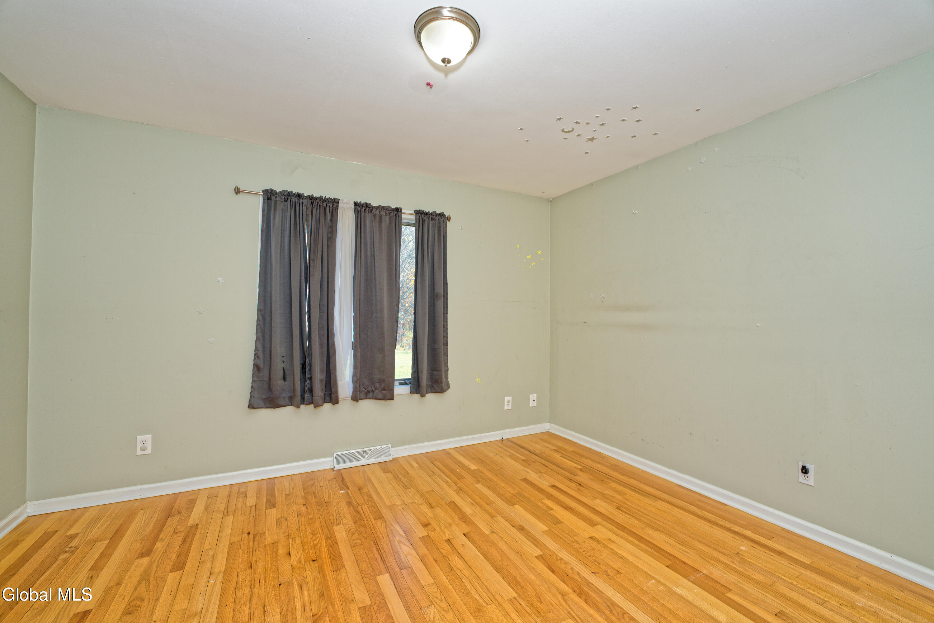 1243 Waters Road Glenville, NY 12302 - Photo 38 of 71 7 Bedroom 5