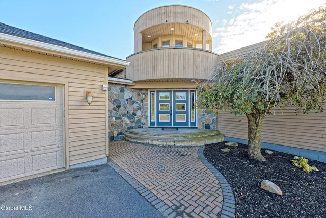 $739,900 | 1243 Waters Road, Glenville, NY 12302