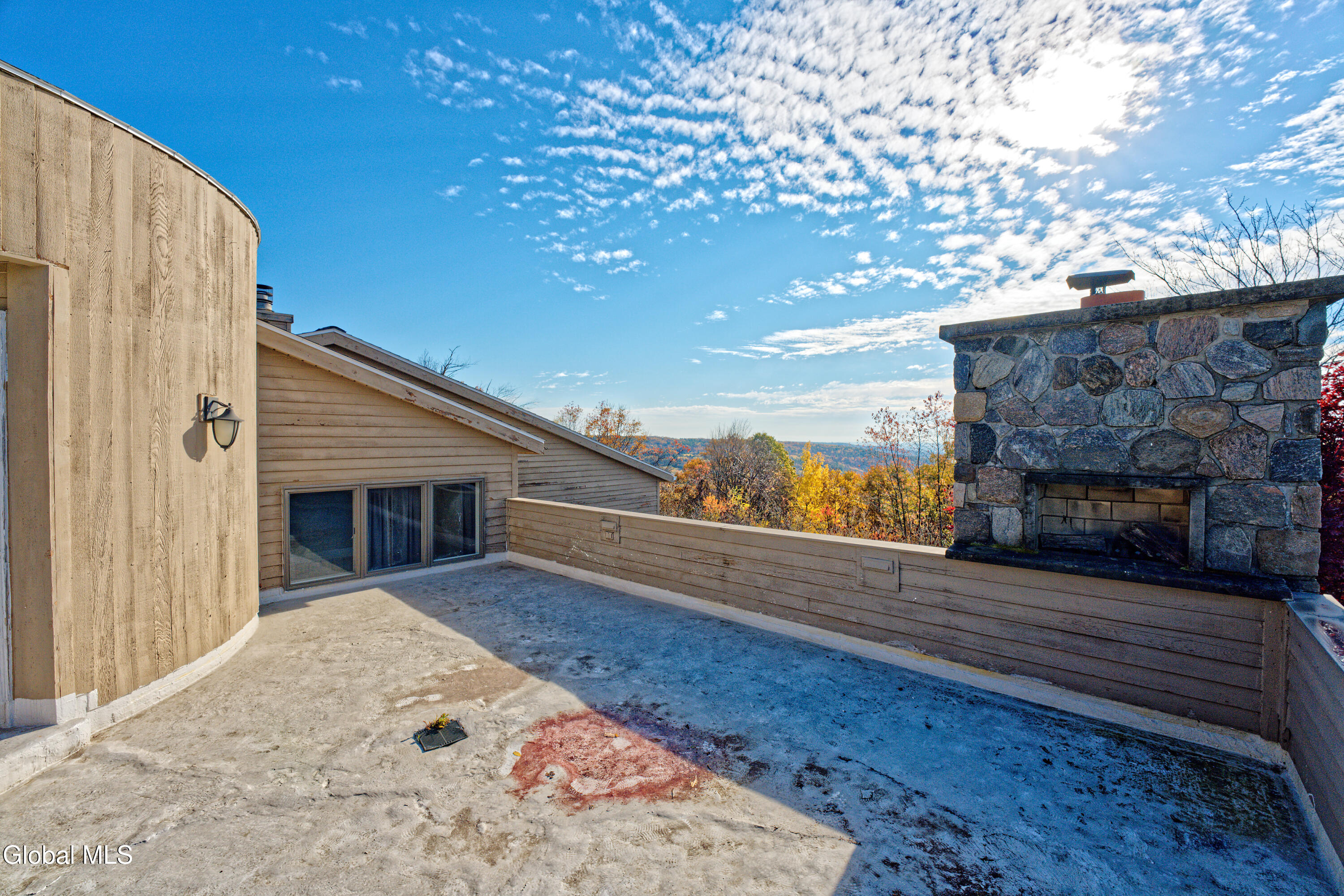 1243 Waters Road Glenville, NY 12302 - Photo 53 of 71 10 Up deck 2