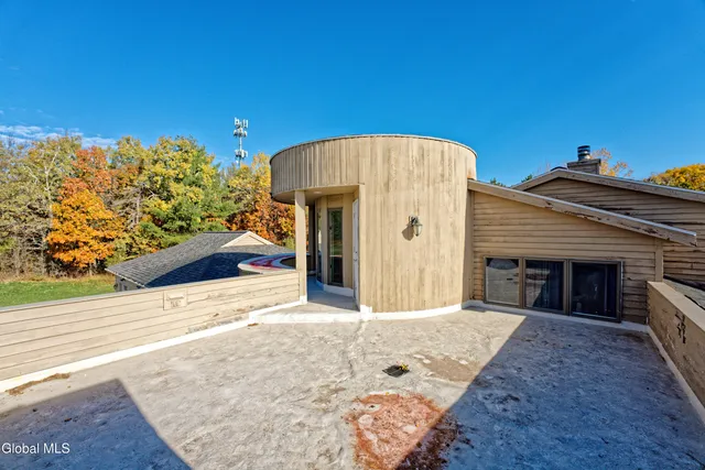 $739,900 | 1243 Waters Road, Glenville, NY 12302