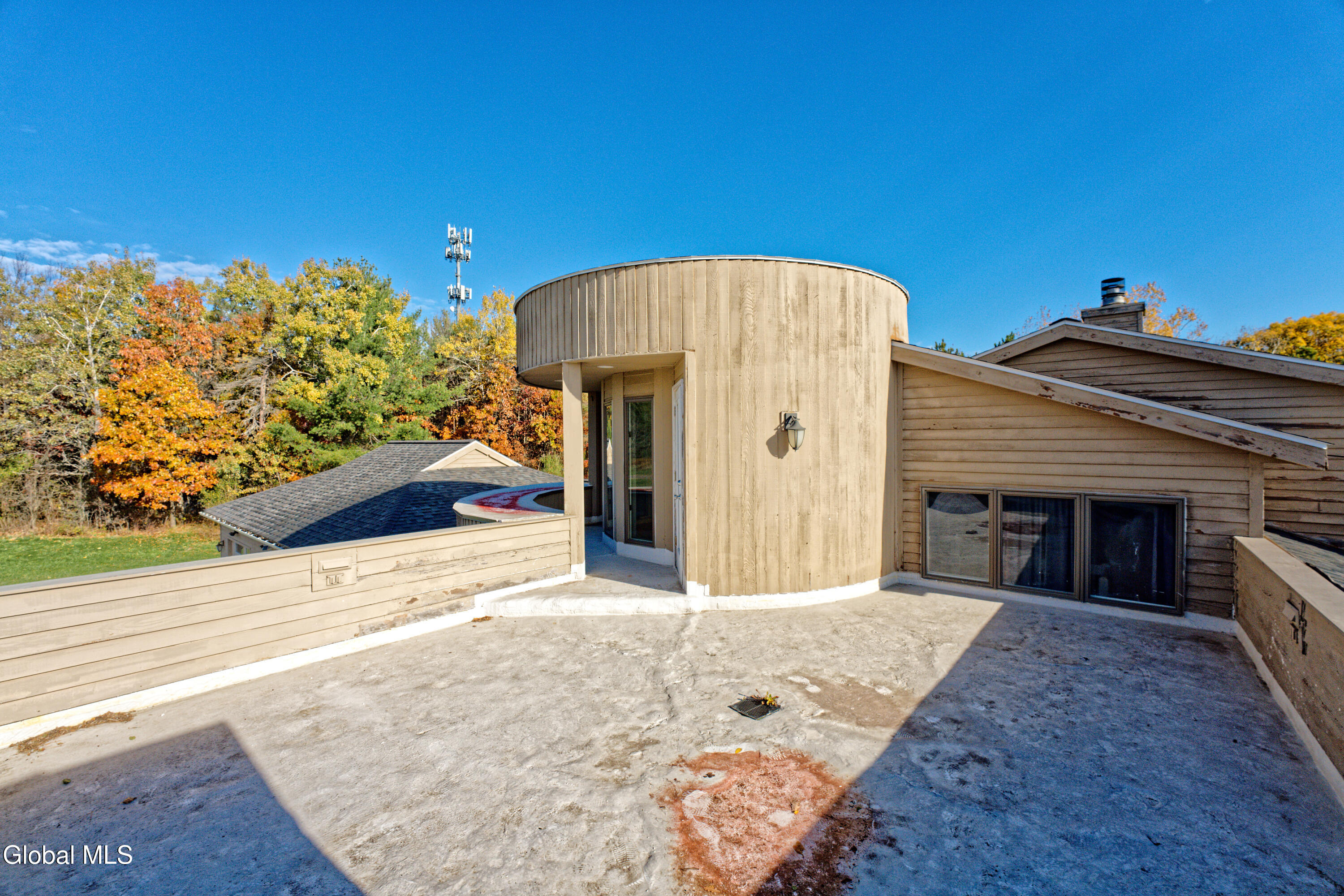 1243 Waters Road Glenville, NY 12302 - Photo 54 of 71 10 Up deck 3