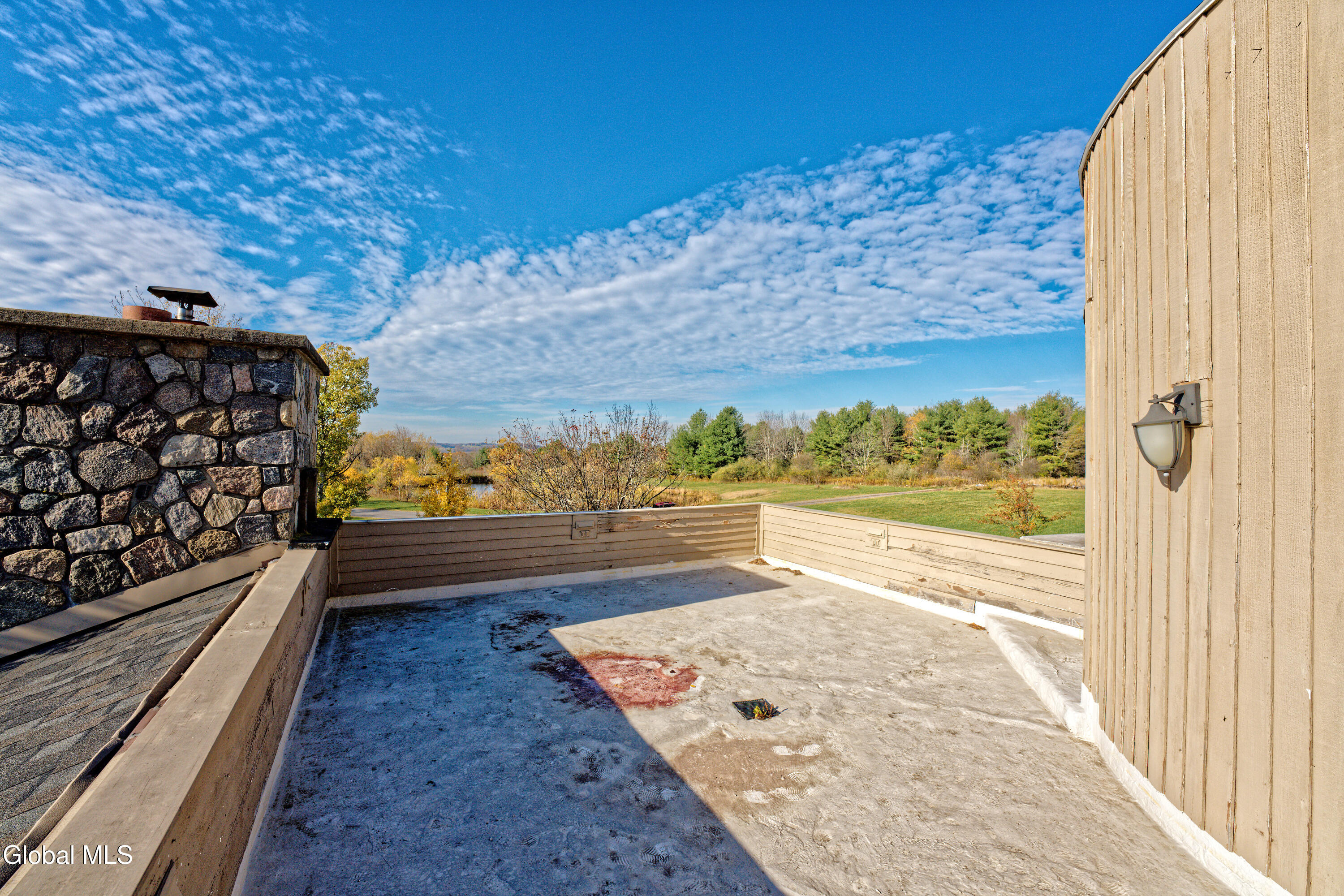 1243 Waters Road Glenville, NY 12302 - Photo 55 of 71 10 Up deck 4