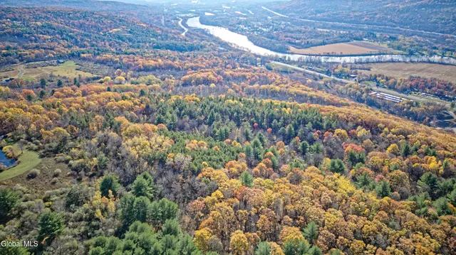 $739,900 | 1243 Waters Road, Glenville, NY 12302