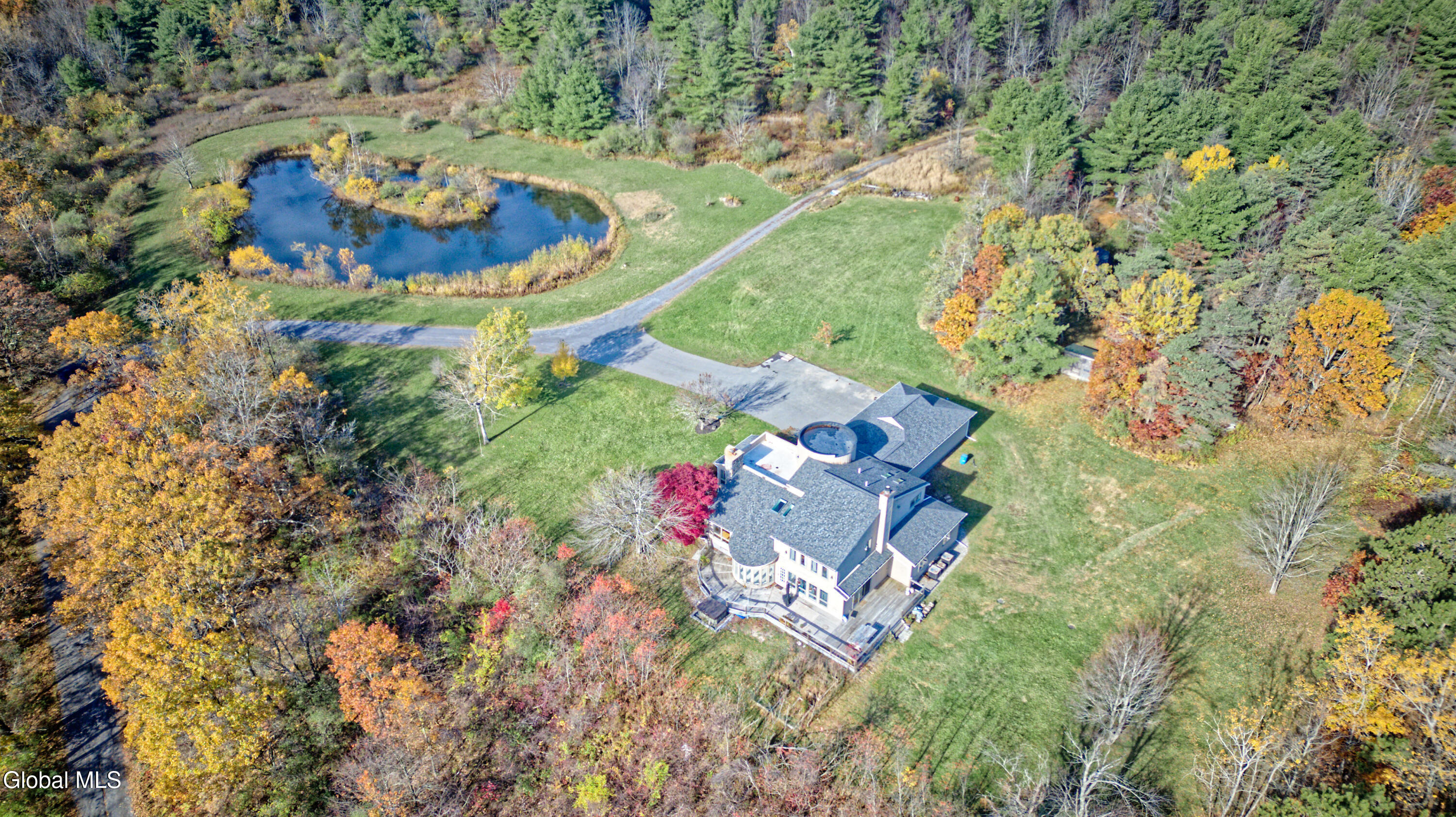 1243 Waters Road Glenville, NY 12302 - Photo 61 of 71 Air Yard 1