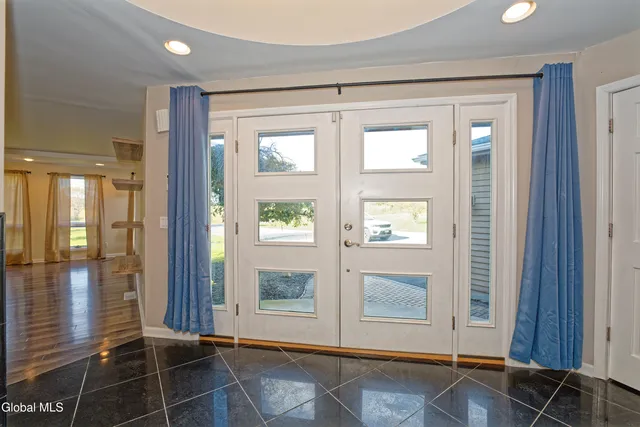 $739,900 | 1243 Waters Road, Glenville, NY 12302