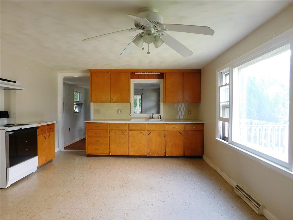 14 Betony Road Narragansett, RI 02874 - Photo 6 of 20