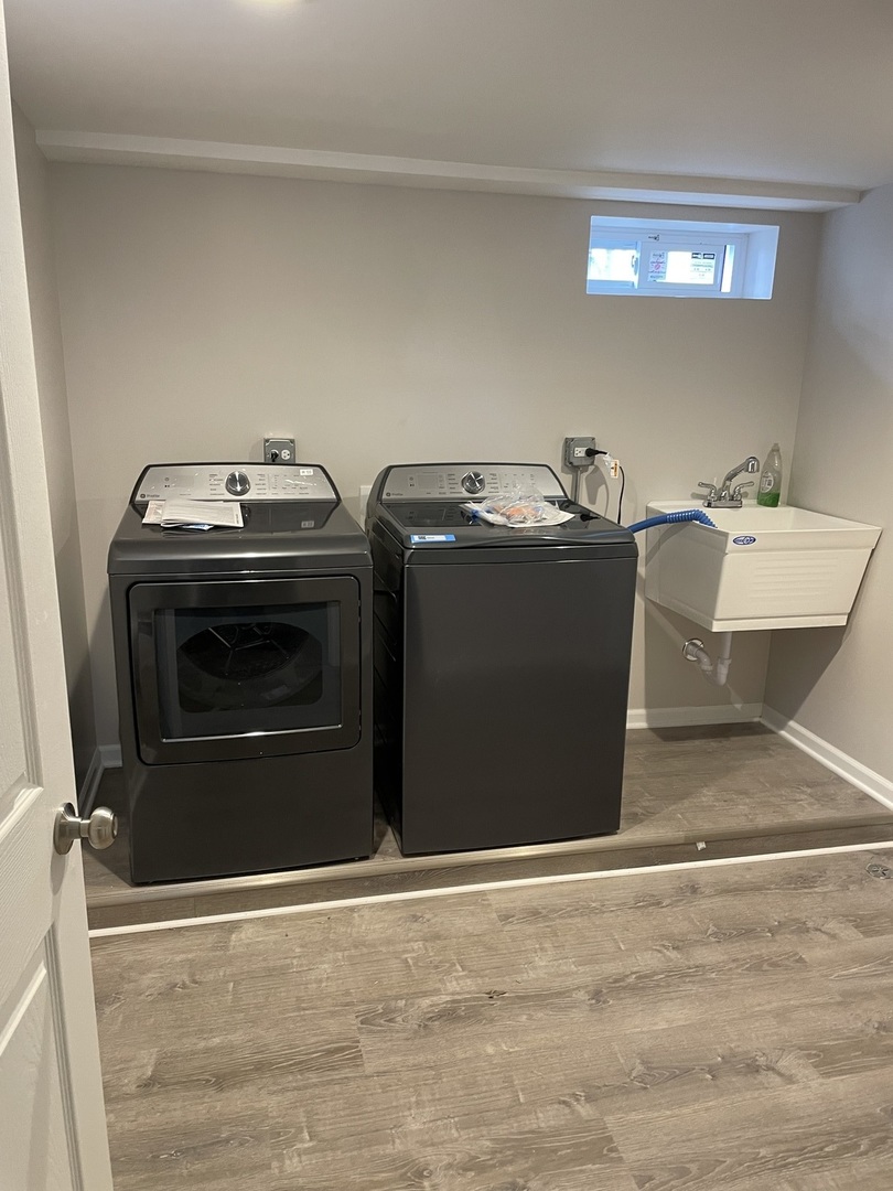 45 Arrowhead Drive Thornton, IL 60476 - Photo 11 of 11 a view of a stove top oven and utility room
