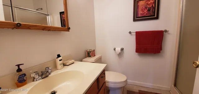 $2,200 | 8139 Mayfair Road, Tobyhanna, PA 18466