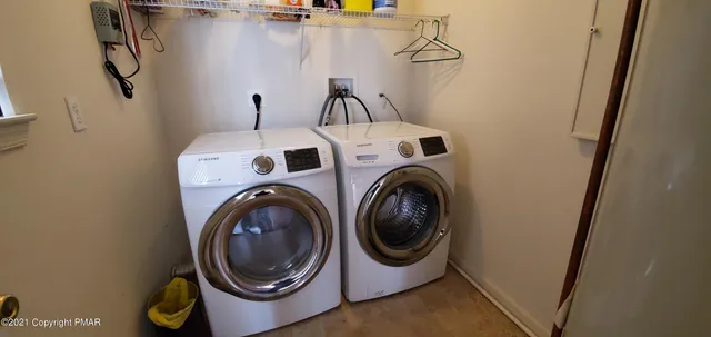 $2,200 | 8139 Mayfair Road, Tobyhanna, PA 18466