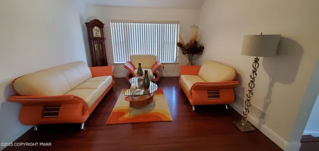 $2,200 | 8139 Mayfair Road, Tobyhanna, PA 18466