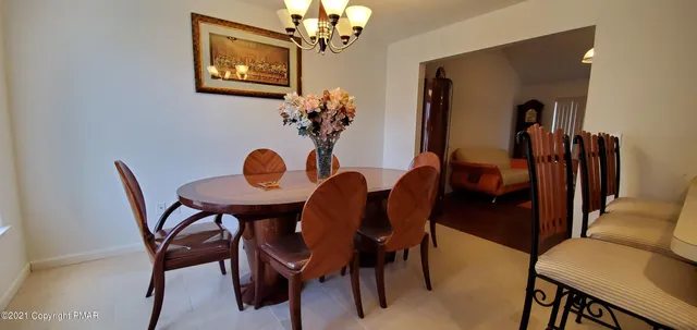 $2,200 | 8139 Mayfair Road, Tobyhanna, PA 18466