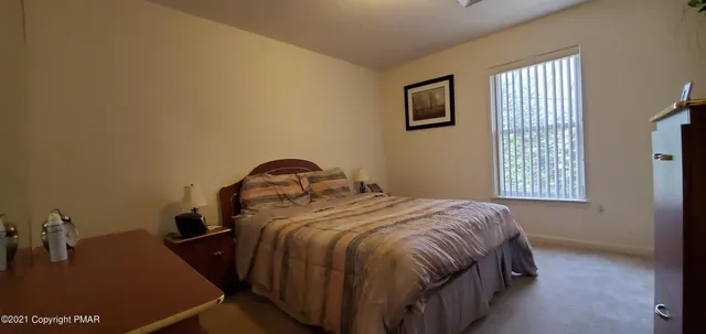 $2,200 | 8139 Mayfair Road, Tobyhanna, PA 18466